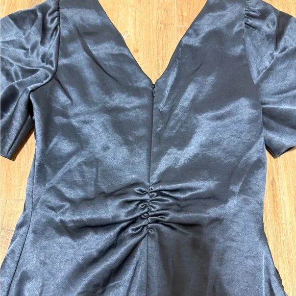 $420 Elie Tahari Elegant Size 2 Navy Blue V Neck Women's Dress - Picture 9 of 10